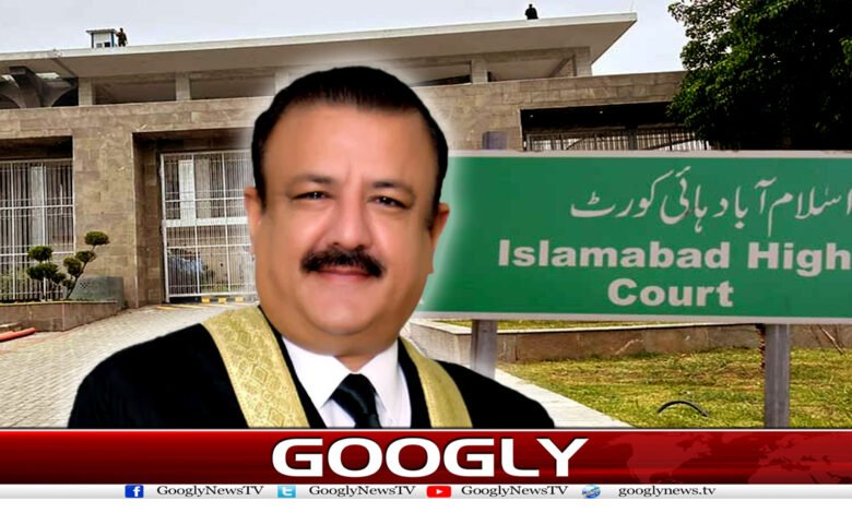 21 جسٹس طارق محمود کے خلاف سوشل میڈیا مہم پر توہین عدالت کی کارروائی کا فیصلہ