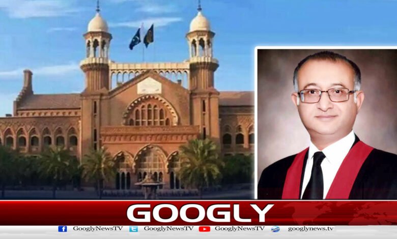 الیکشن ترمیمی ایکٹ : لاہور ہائی کورٹ کے جسٹس سلطان تنویر نے سماعت سے معذرت کرلی 1 الیکشن ترمیمی ایکٹ : لاہور ہائی کورٹ کے جسٹس سلطان تنویر نے سماعت سے معذرت کرلی - Election Amendment Act: Lahore High Court Justice Sultan Tanveer excused himself from the hearing