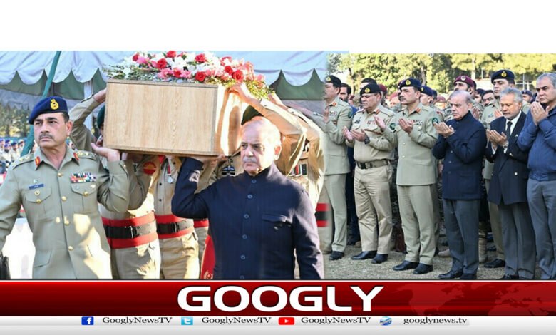 چکلالہ گریژن میں شہید رینجرز اہلکاروں کی نماز جنازہ ادا 1 چکلالہ گریژن میں شہید رینجرز اہلکاروں کی نماز جنازہ ادا