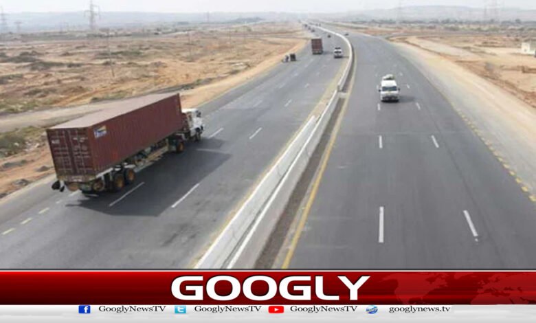 Sindh-Punjab border opened for traffic