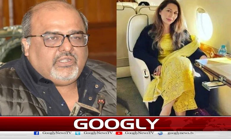 Passports of Shahzad Akbar and Farhat Shahzadi cancelled at the request of the Ministry of Interior