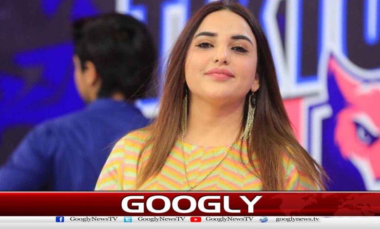 حریم شاہ نے پاکستانی مردوں کوبیوقوف قراردیدیا