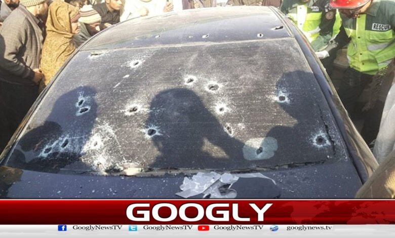 Opponents open fire on vehicle returning from court, 4 killed