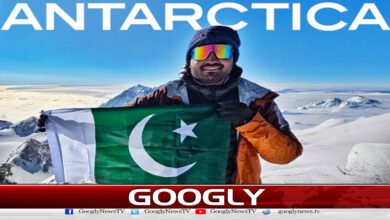 Pakistani mountaineer Asad Ali Mem has achieved the honor of climbing Mount Vinson, the highest peak in Antarctica.