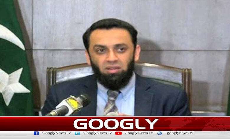 We need a media that sheds light on social issues: Attaullah Tarar