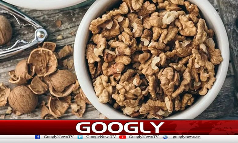 The use of walnuts is considered the best for stimulating the mind