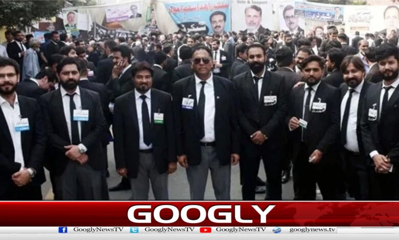 Announcement of three bars strike in Islamabad against the appointment of judges