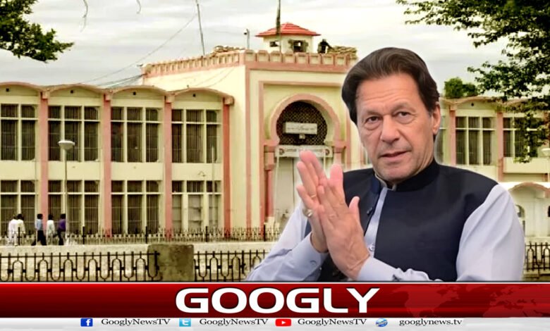 عدالت کا عمران خان کو کتابوں کی فراہمی اور بچوں سے بات کرانے کا حکم 1 Court orders Imran Khan to provide books and talk to children