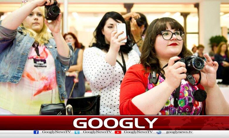 Children of obese women are also at risk of becoming obese.