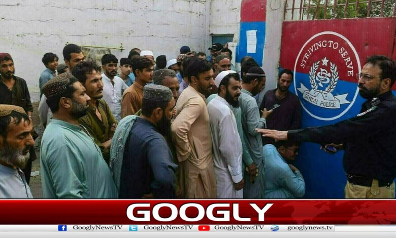 Deadline passed, more than 885,000 Afghans returned home