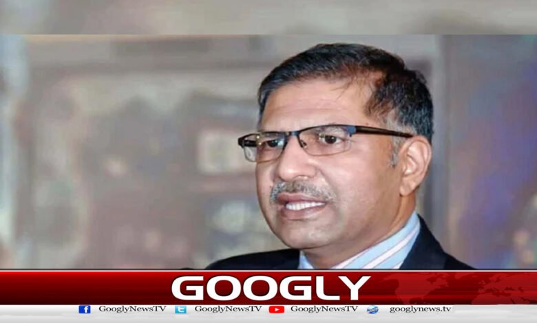 PTI founder says if the establishment wants to talk, it should talk to me directly: Senator Ali Zafar