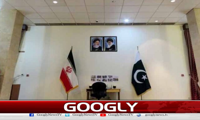 ایران میں موجود پاکستانی زائرین کی مدد کےلیے کرائسز مینجمنٹ یونٹ قائم 1 Crisis Management Unit established in Ministry of Foreign Affairs to assist Pakistani pilgrims in Iran