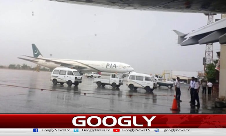 Heavy rain paralyzes air operations in Karachi