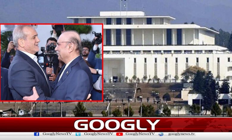 Iranian President arrives at the Presidential Palace, meets Asif Zardari, discusses bilateral issues