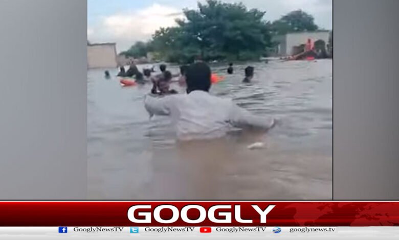 Rahim Yar Khan, boat carrying flood victims capsizes, 3 dead, 2 missing