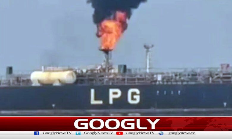 یمن،حوثیوں کے ہاتھوں یرغمال ٹینکر اورپاکستانی عملہ بحفاظت بازیاب 1 Tanker and Pakistani crew held hostage by Houthis in Yemen safely recovered