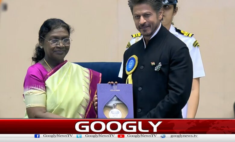 شاہ رخ خان نے پہلی بارنیشنل فلم ایوارڈ حاصل کرلیا 1 Shah Rukh Khan wins first National Film Award