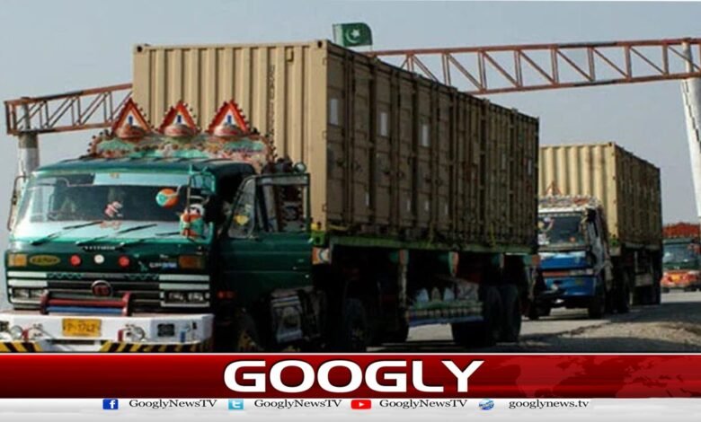 Afghan transit clearance from Karachi ports closed, long queues of containers formed