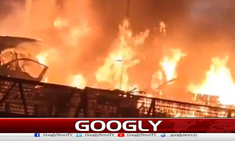 Car explosion near New Delhi Metro station, 9 killed