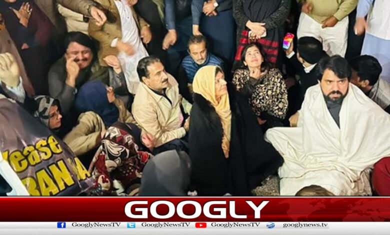 Sisters stage sit-in on Adiala Road over not meeting Imran Khan