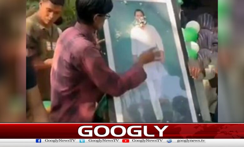 Street children devour political leader's birthday cake