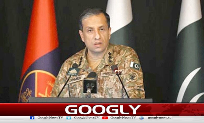 ذہنی مریض کی سیاست اور بیانیہ قومی سلامتی کےلیے خطرہ بن چکا : ڈی جی آئی ایس پی آر 1 Politics and narrative of mentally ill people have become a threat to national security: DG ISPR