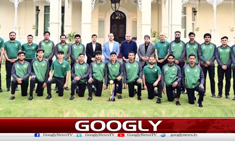 U-19 team that defeated India meets Field Marshal