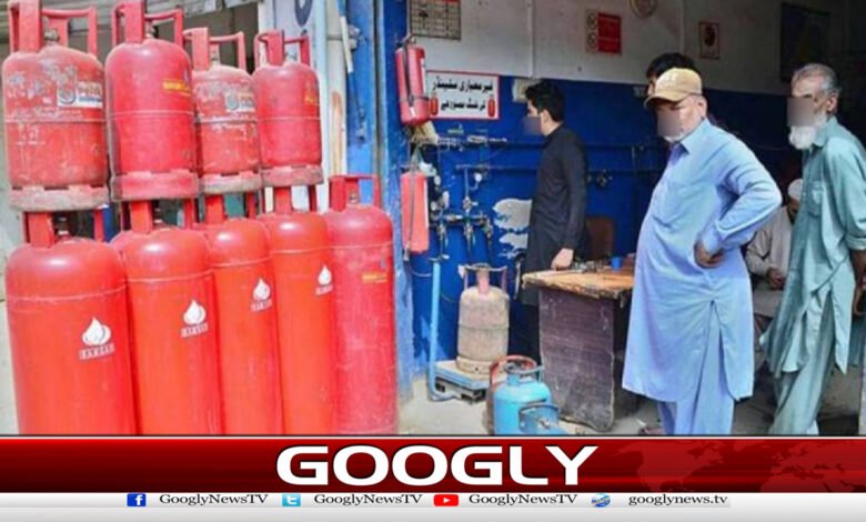 پیٹرول سستاہونے کے بعدایل پی جی مہنگی کردی گئی 1 After petrol became cheaper, LPG was made expensive