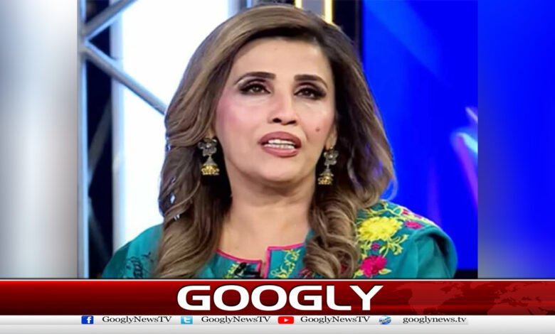 Hemra Chanaka complains about ignoring legendary singers