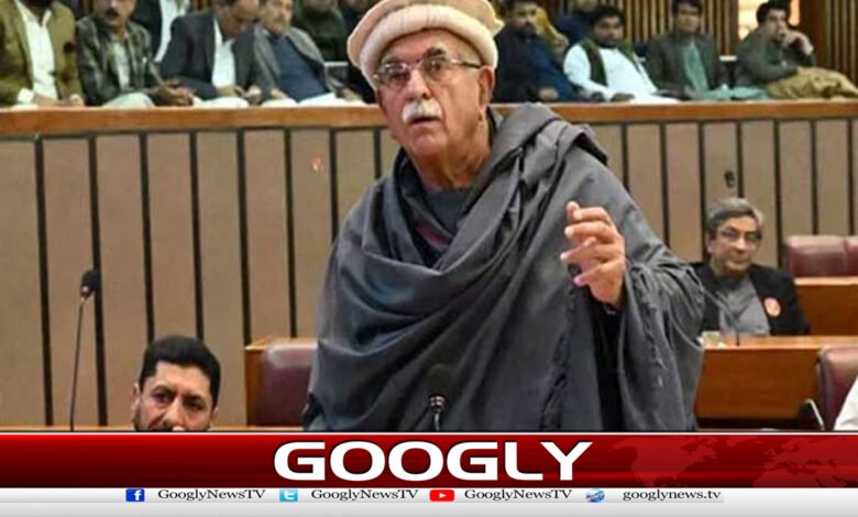 Mahmood Achakzai offers cooperation to the government on principled grounds