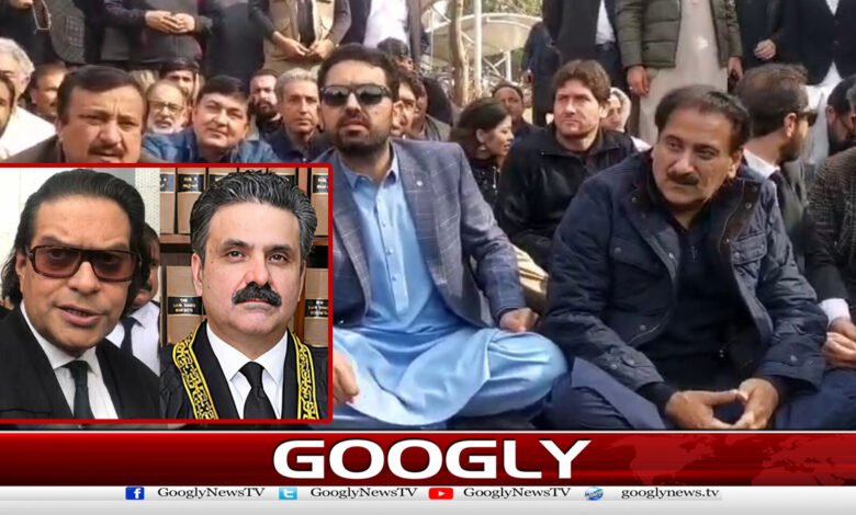 The sit-in came to an end after meeting Salman Akram Raja's exhibition.