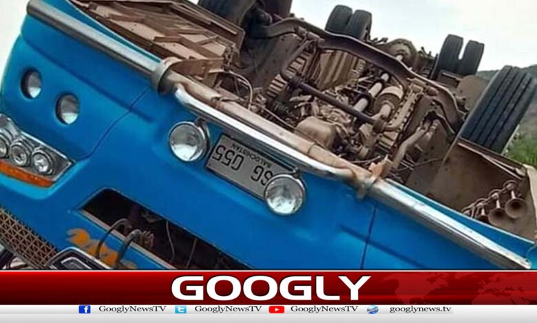 گوادر میں کوچ حادثے کاشکار،10مسافرجاں بحق 1 10 passengers killed in coach accident in Gwadar