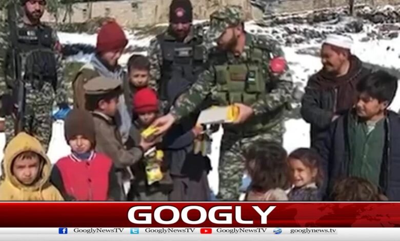 Heavy snowfall, Pakistan Army relief operation underway in Tirah Valley
