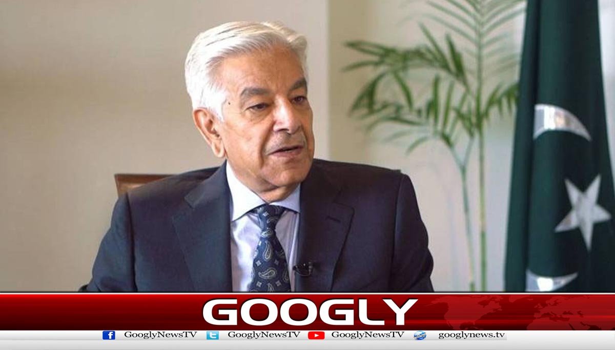 نمازیوں کو شہید کرنے والے دین اور وطن کے دشمن ہیں : خواجہ آصف