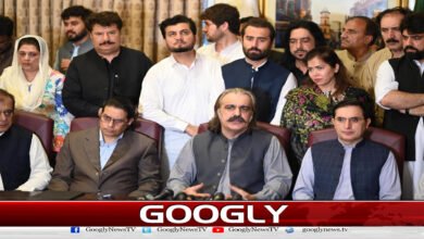 The battle between PTI's resistance and reconciliation factions has intensified.