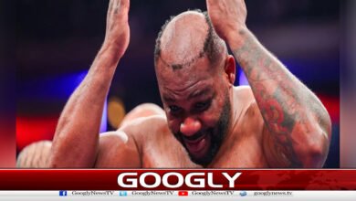 امریکا،مقابلے کے دوران باکسر کی وِگ اکھڑ گئی 2 Boxer's wig ripped off during fight in America