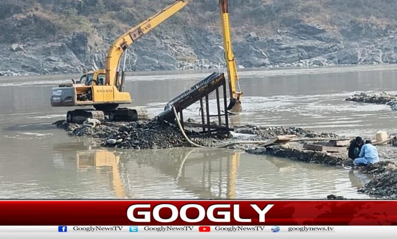 Ban on illegal gold mining from Indus River and Kabul