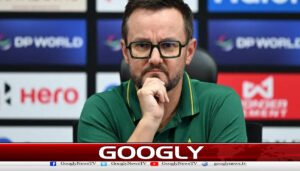 قومی ٹیم کے ہیڈ کوچ نےبھارت سےشکست کی ذمہ داری وکٹوں پرڈال دی