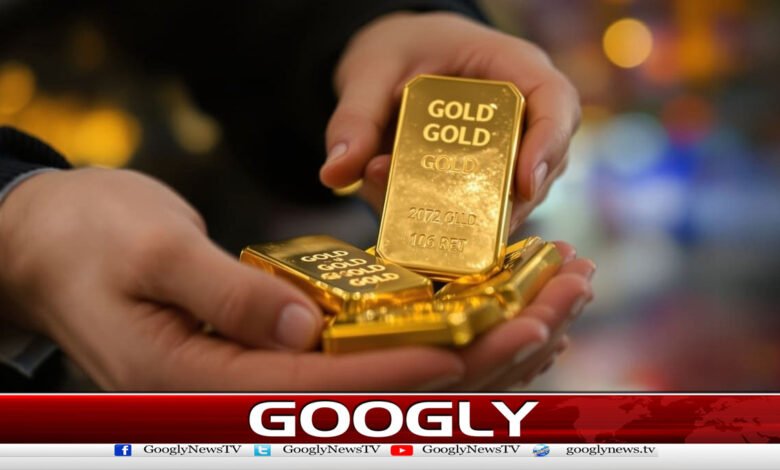 Gold Price Rises by Rs 7,900 per Tola