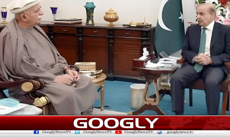 Mahmood Achakzai invites Prime Minister to protest on February 8