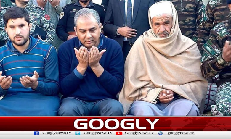 Mohsin Naqvi arrives in Landi Kotal, offers condolences to the family of martyred Captain Abbas Khan