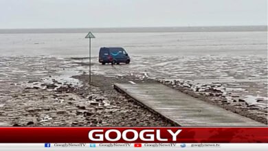 A car using online maps got stuck in a swamp in the UK