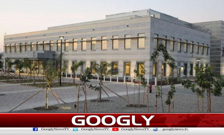 US Embassy in Pakistan Temporarily Suspends Services