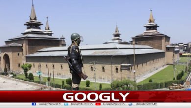 مسلسل آٹھویں سال کشمیری سری نگر کی جامع مسجد میں نماز عید ادا نہ کرسکے