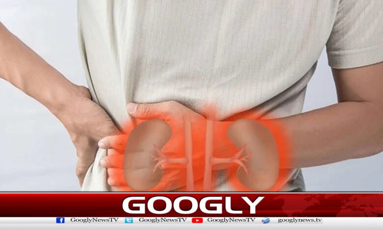 Drinking 2 to 3 liters of water daily is beneficial for kidney health.