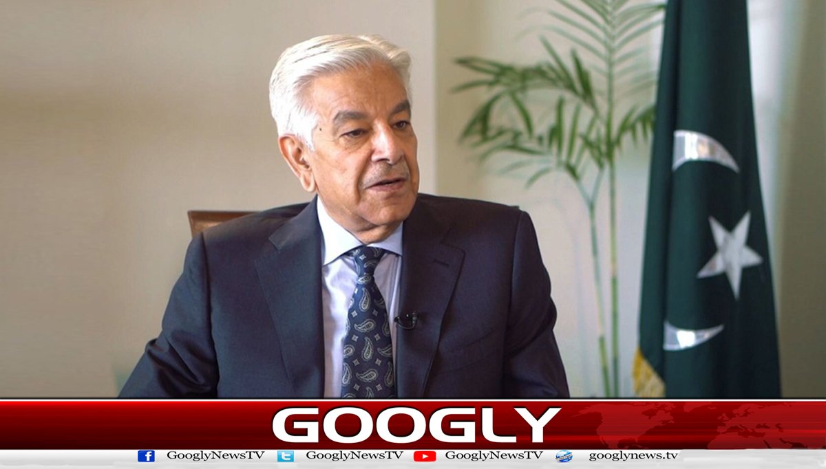 سوشل میڈیا پر خواجہ آصف کی بہادری کے چرچے کیوں؟