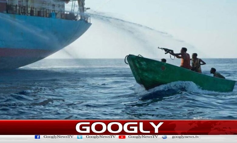Somalia: Pirates attack oil tanker, take several hostages including 11 Pakistanis