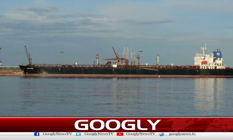 Pakistani ship Khairpur turns back after entering Strait of Hormuz