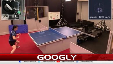 Robot defeats table tennis players