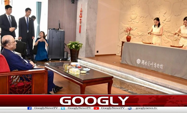 Asif Zardari visits Sany Heavy Industry in the Chinese city of Changsha